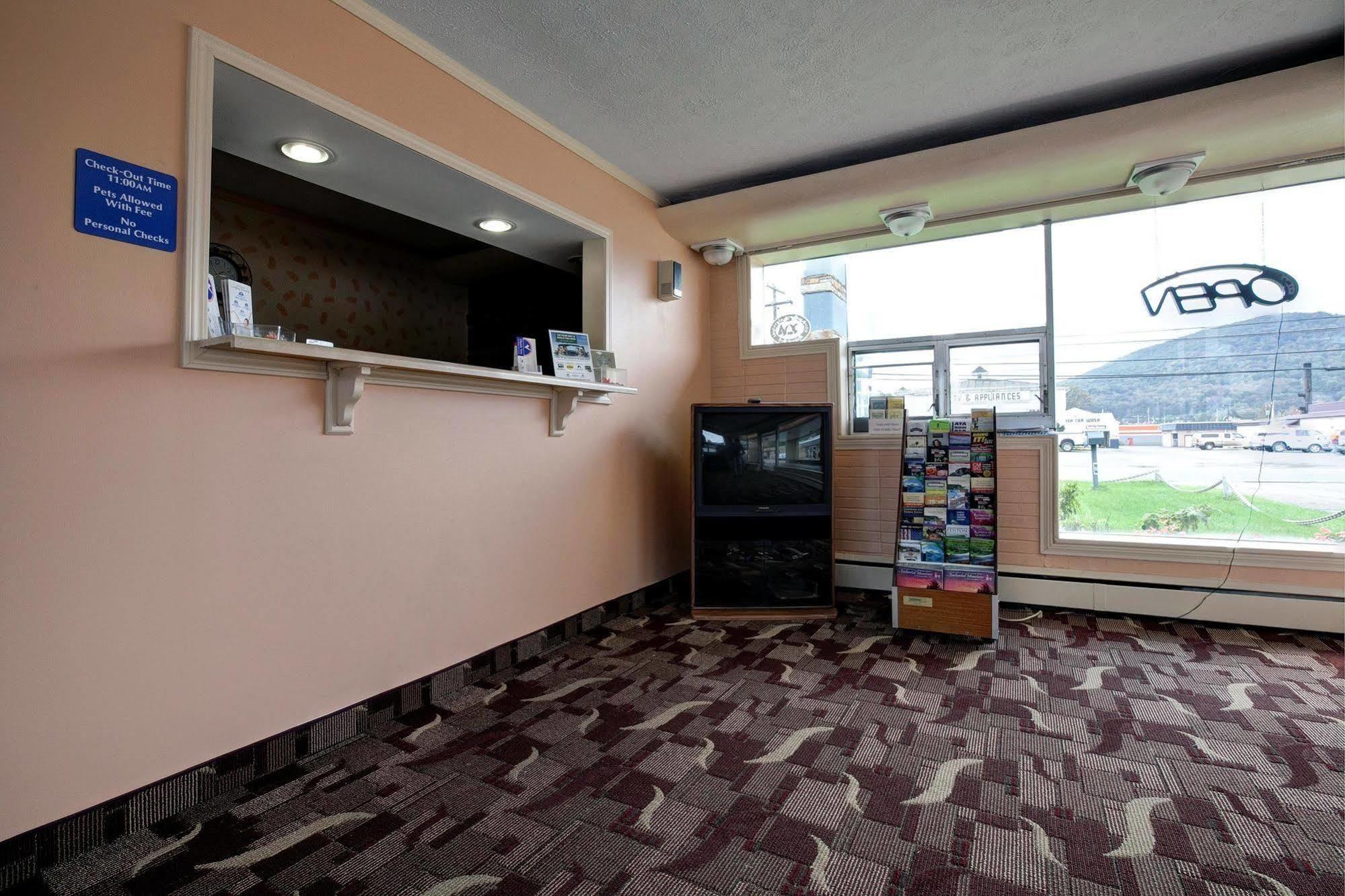 Americas Best Value Inn Bradford Interieur foto