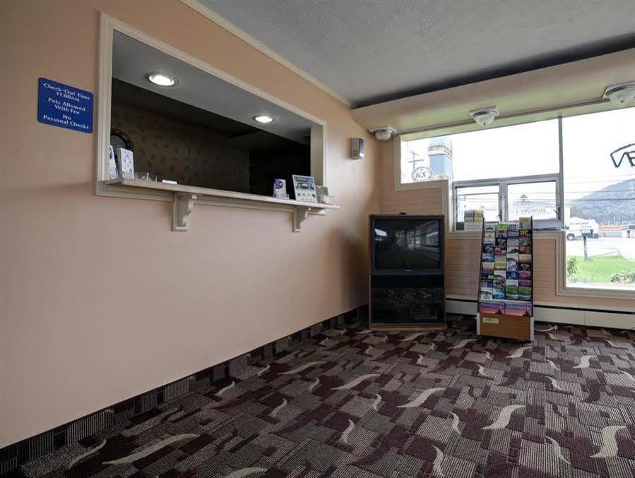 Americas Best Value Inn Bradford Buitenkant foto