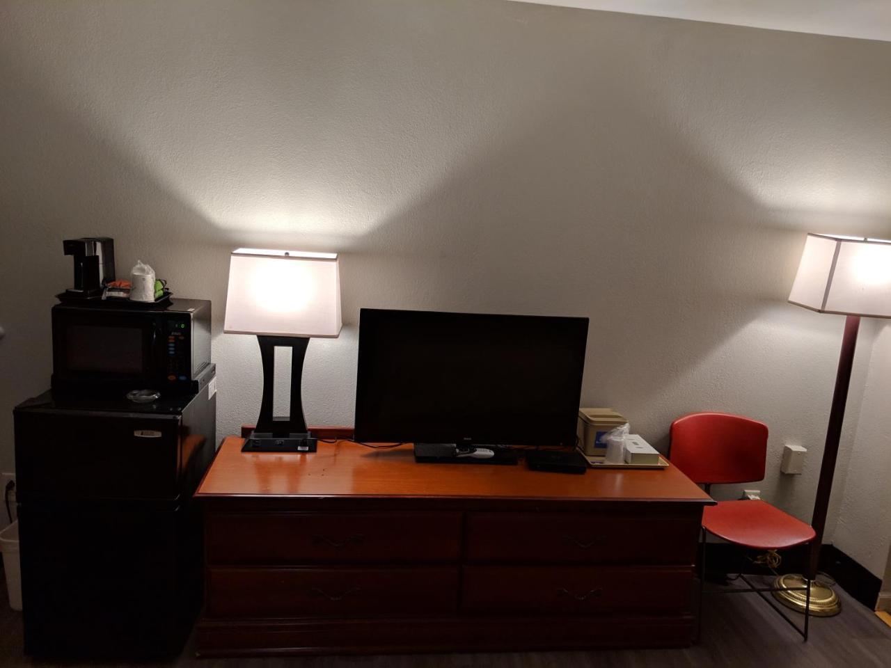 Americas Best Value Inn Bradford Buitenkant foto